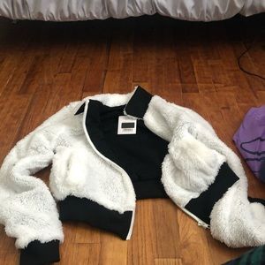 Adika cropped jacket NWT